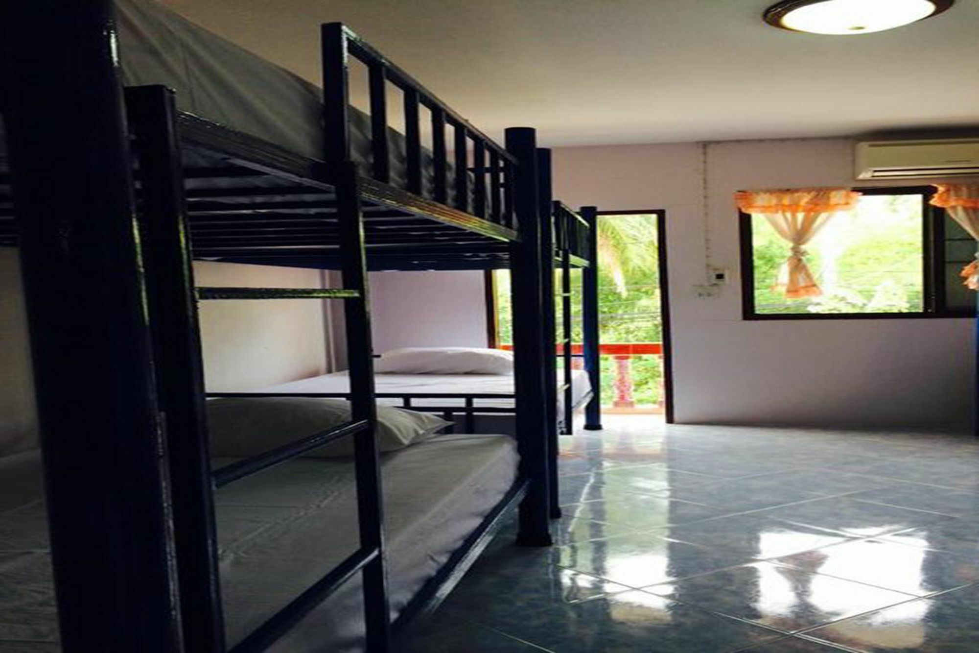 Domingo Hostel Phangan Ko Pha Ngan Luaran gambar