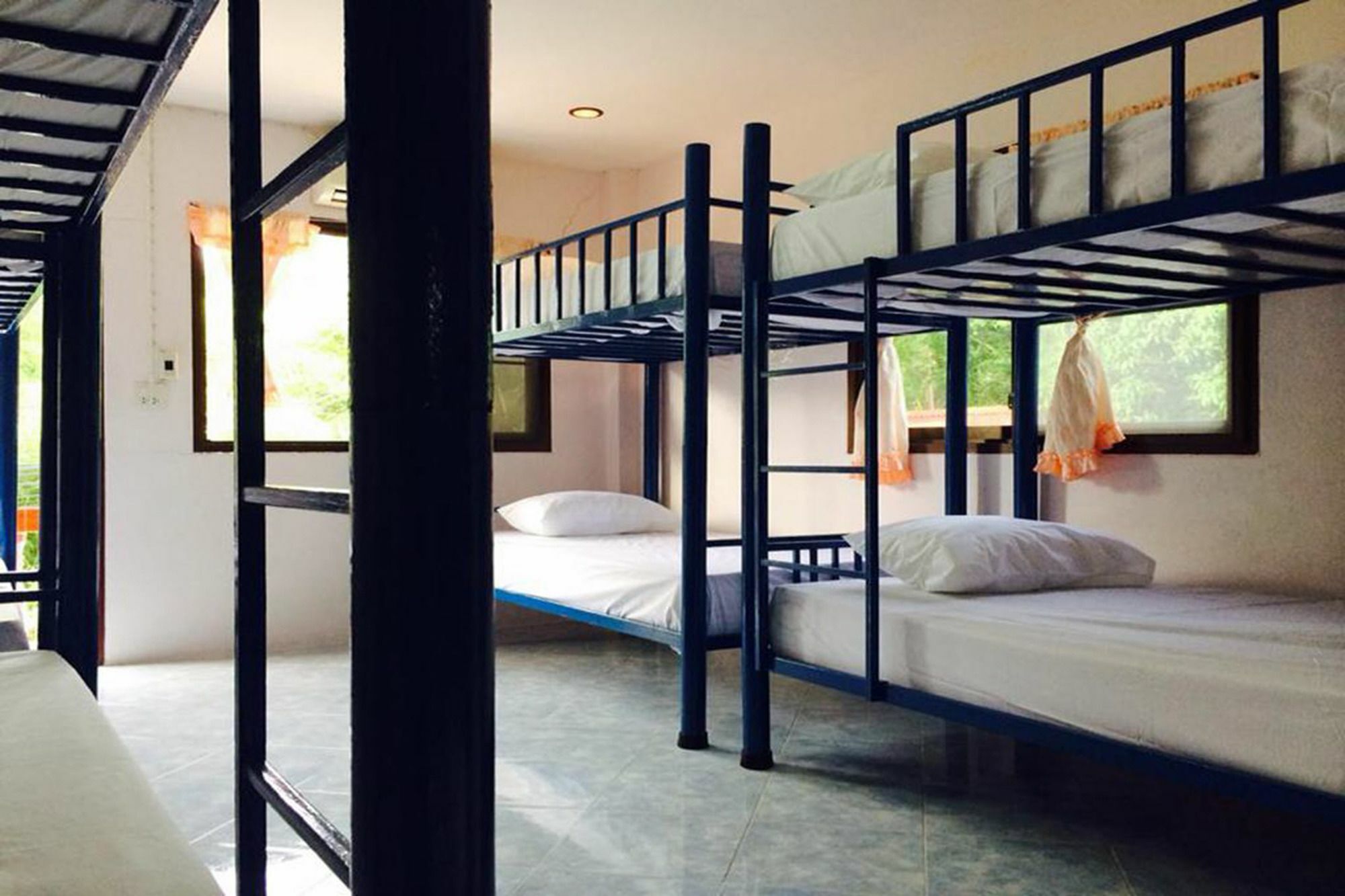 Domingo Hostel Phangan Ko Pha Ngan Luaran gambar